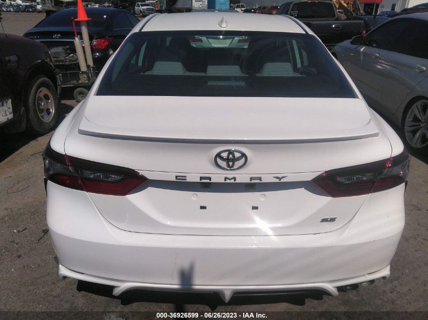 2021 TOYOTA CAMRY SE - 4T1G11AK6MU588398