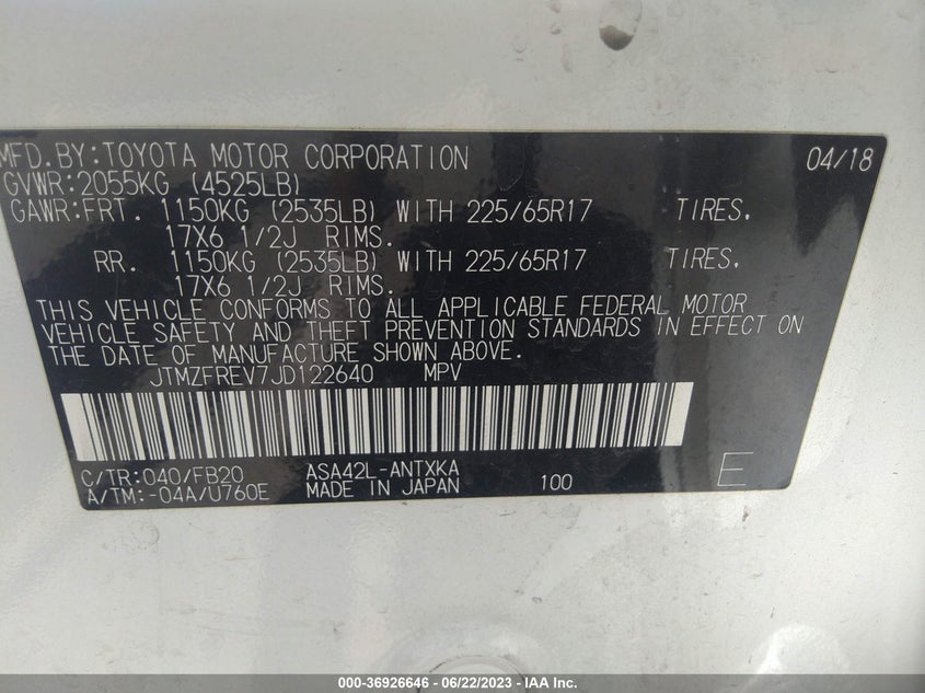 VIN JTMZFREV7JD122640 2018 TOYOTA RAV4 LE