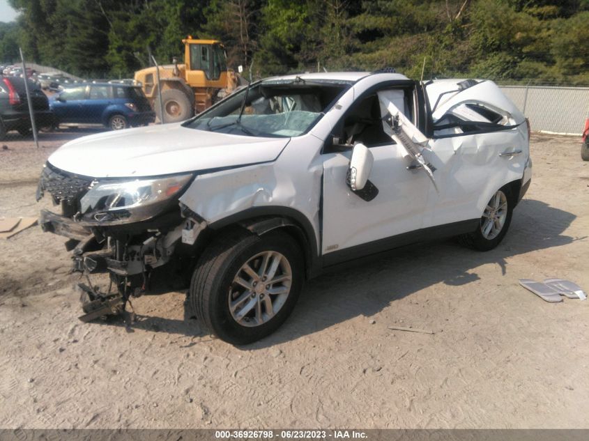 2014 KIA SORENTO LX - 5XYKTCA63EG531974