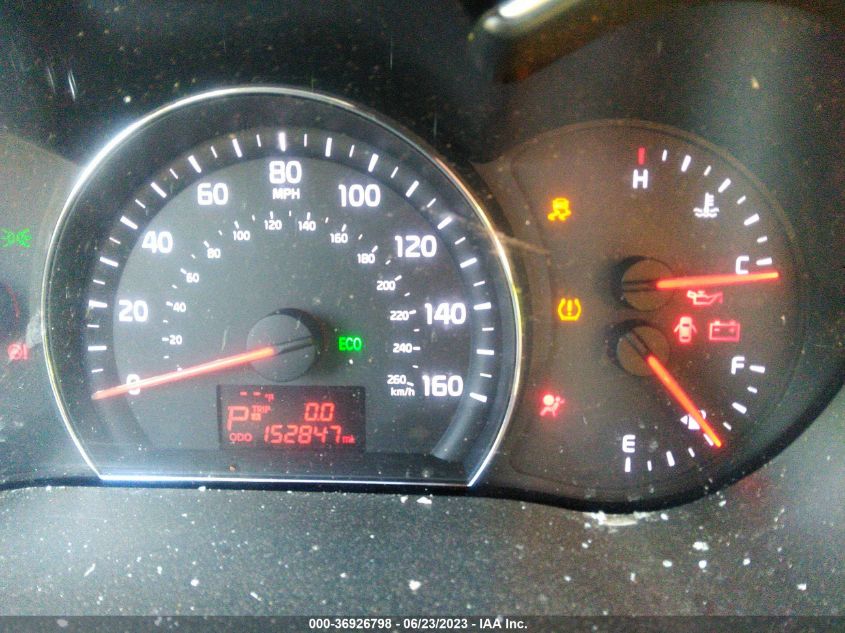 2014 KIA SORENTO LX - 5XYKTCA63EG531974