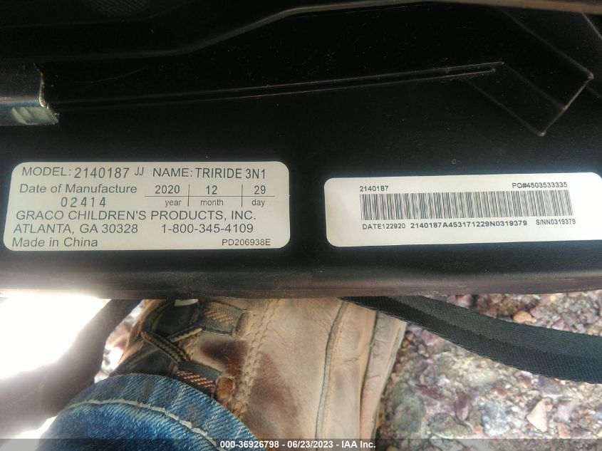 2014 KIA SORENTO LX - 5XYKTCA63EG531974