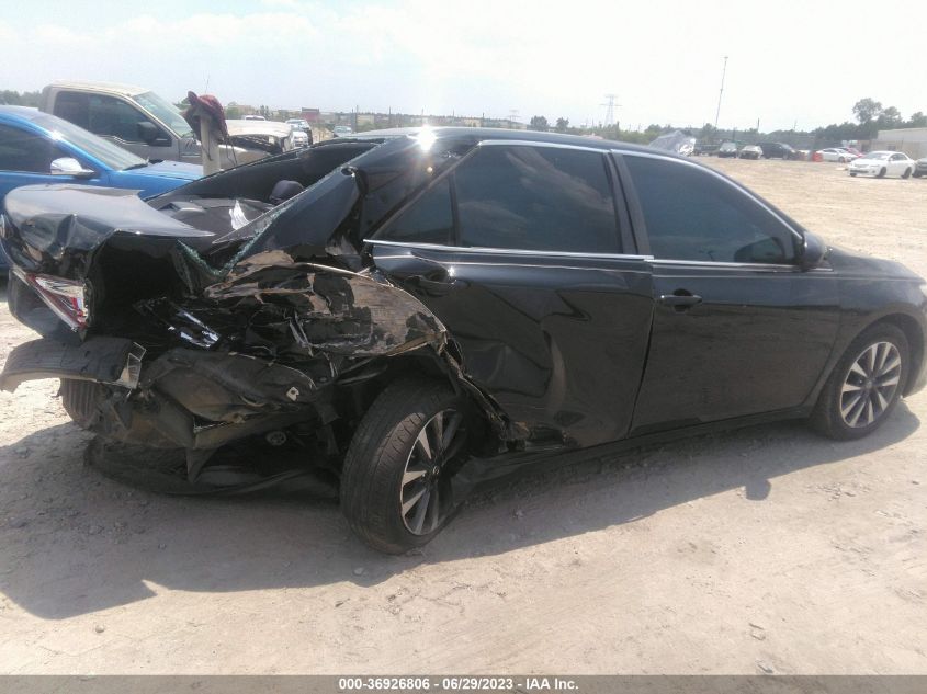 2017 TOYOTA CAMRY XLE/SE/LE/XSE - 4T1BF1FK4HU771339