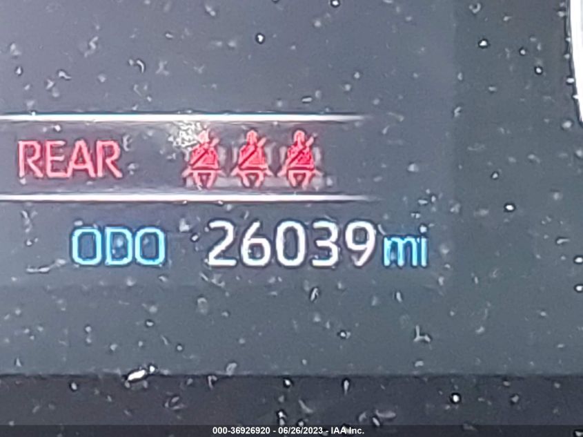 2021 TOYOTA RAV4 XLE - JTMP1RFV0MD077100