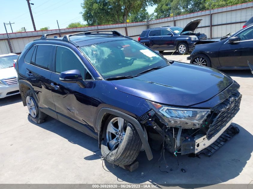 2021 TOYOTA RAV4 XLE - JTMP1RFV0MD077100