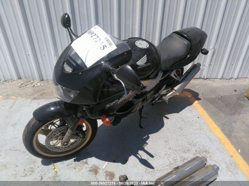 2004 HONDA VTR1000 F JH2SC36144M600009