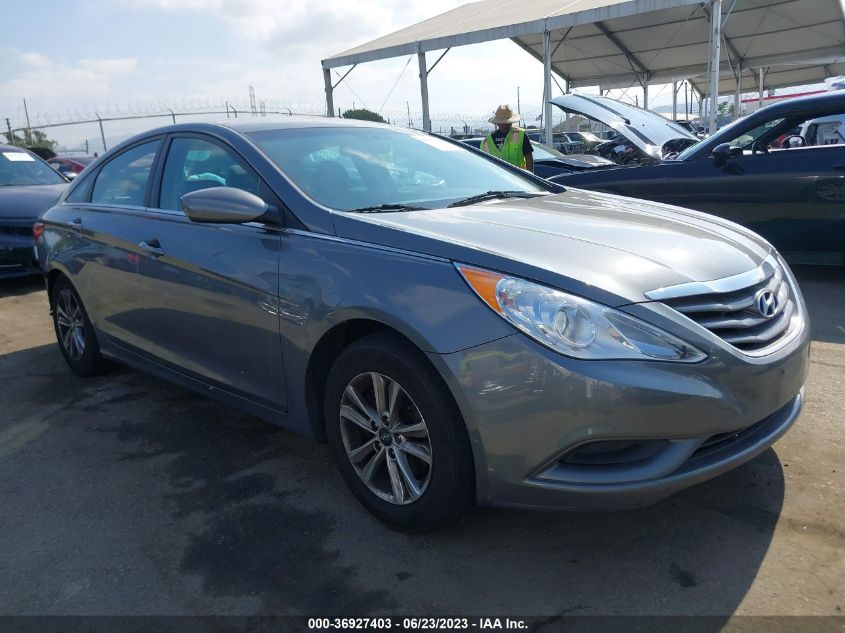 VIN 5NPEB4AC4DH660485 2013 HYUNDAI SONATA no.1