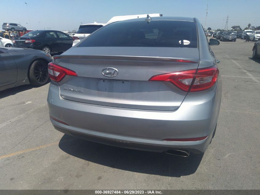 2015 HYUNDAI SONATA 2.4L SE - 5NPE24AF8FH185968