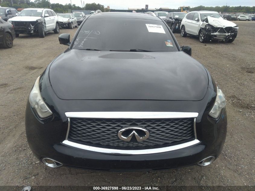 2017 INFINITI QX70 - JN8CS1MW7HM412002