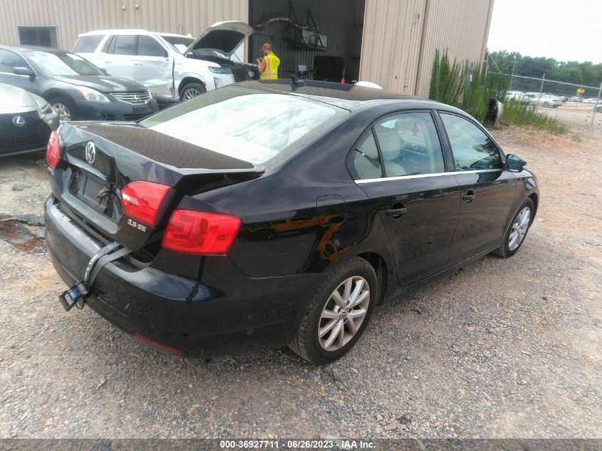 2013 VOLKSWAGEN JETTA SEDAN SE W/CONVENIENCE - 3VWDP7AJ7DM201553