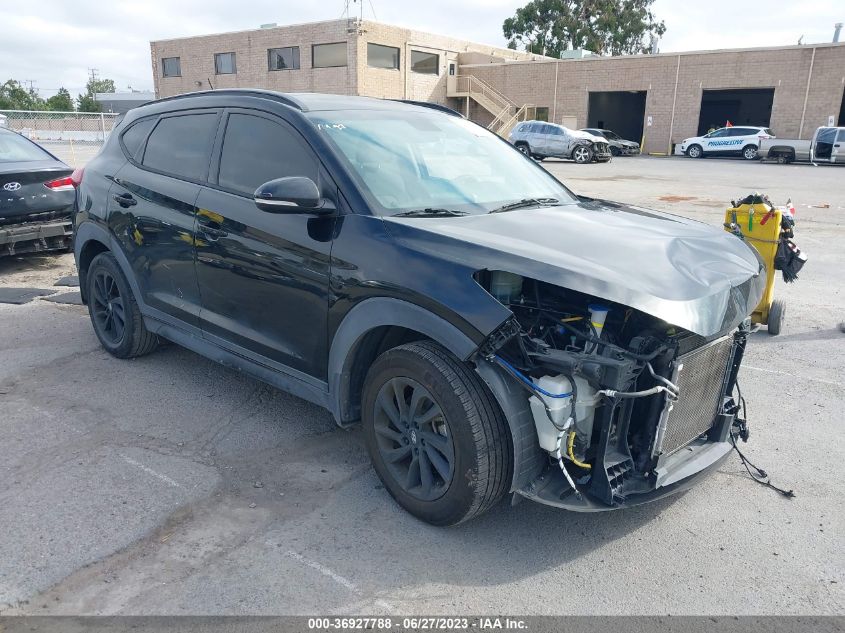 2017 HYUNDAI TUCSON LIMITED/SPORT AND ECO/SE - KM8J33A24HU388878