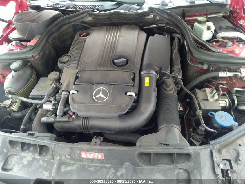 2013 MERCEDES-BENZ C-CLASS C 250 - WDDGF4HB3DA808939
