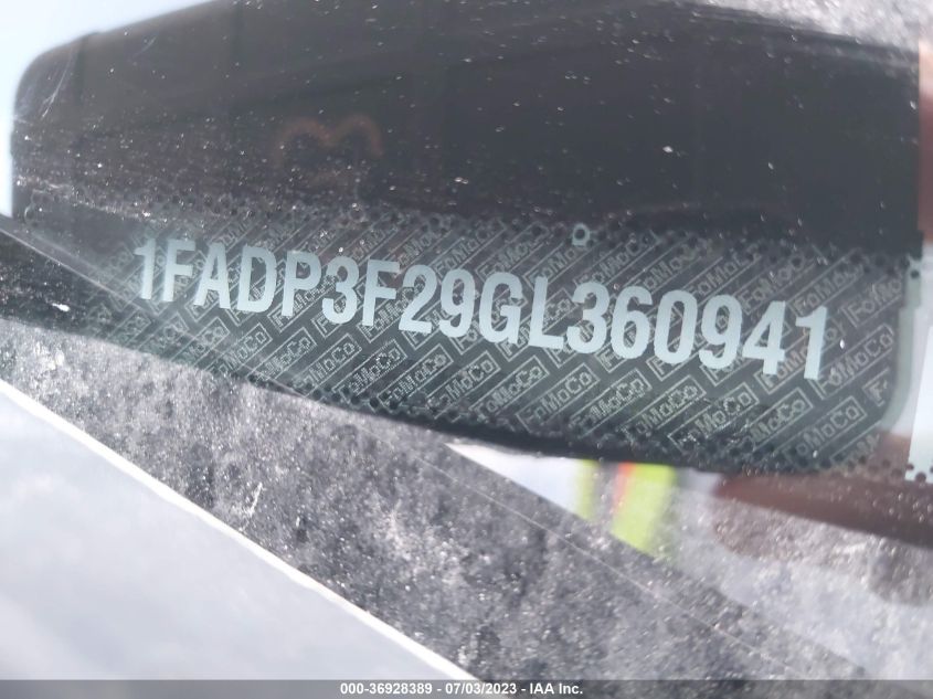 2016 FORD FOCUS SE - 1FADP3F29GL360941