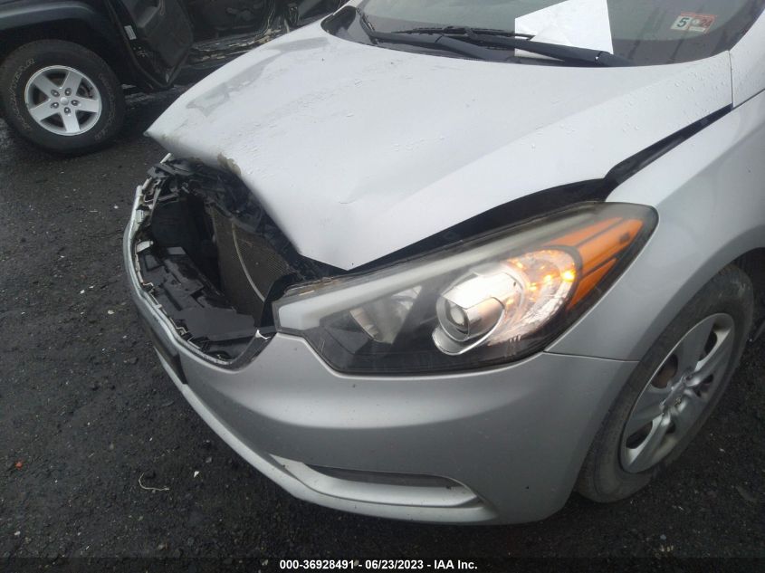 2015 KIA FORTE LX - KNAFK4A60F5372929