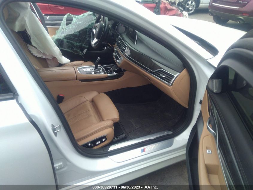 2016 BMW 750I XDRIVE WBA7F2C59GG419379