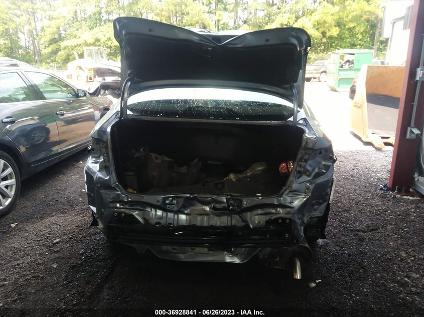 VIN JTDEAMDE5MJ028084 2021 TOYOTA COROLLA HYBRID LE
