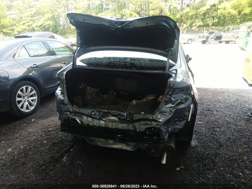 VIN JTDEAMDE5MJ028084 2021 TOYOTA COROLLA HYBRID LE