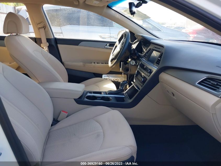 2017 HYUNDAI SONATA SE - 5NPE24AFXHH501115