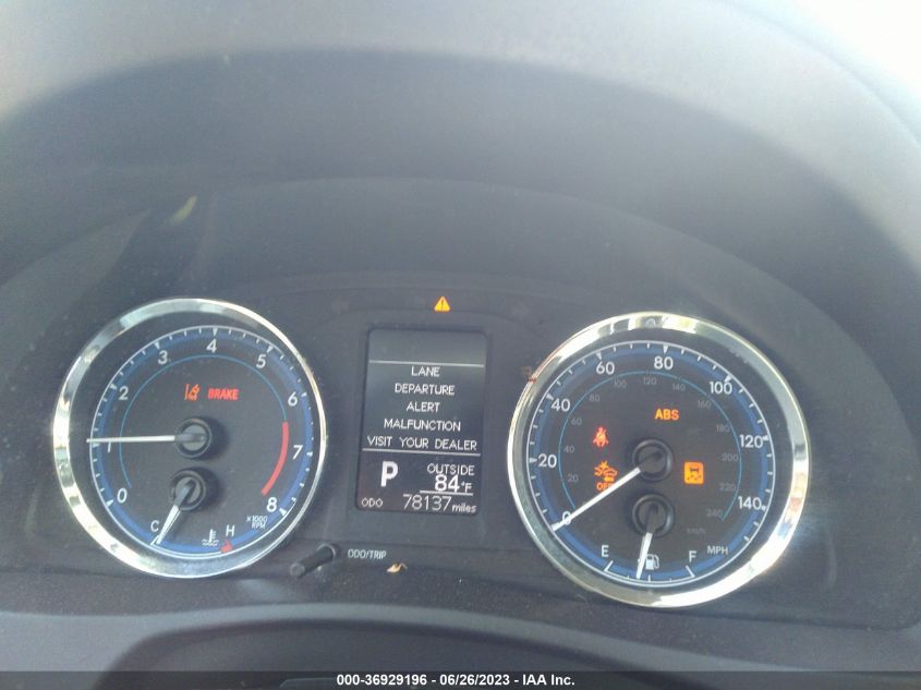 2018 TOYOTA COROLLA L/LE/XLE/SE/XSE - 5YFBURHE5JP817845