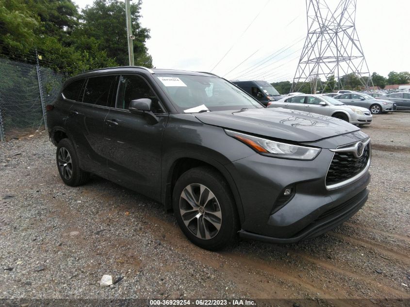 2020 TOYOTA HIGHLANDER XLE - 5TDGZRBH2LS011417