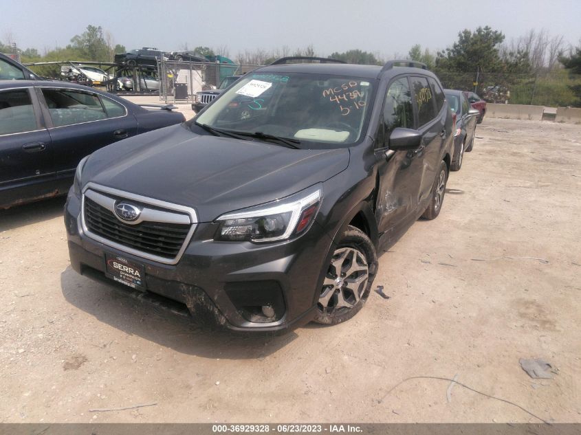2021 SUBARU FORESTER PREMIUM - JF2SKAJC3MH428865