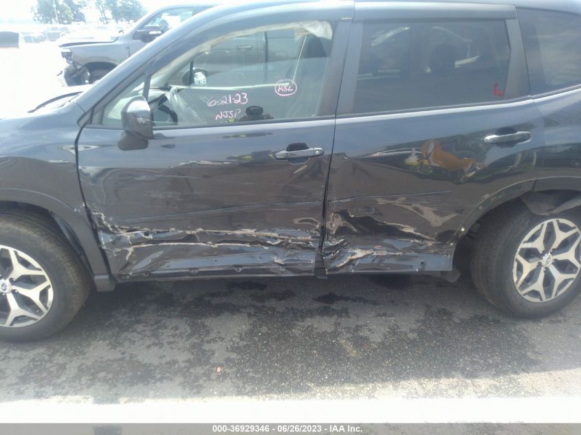 2019 SUBARU FORESTER PREMIUM - JF2SKAGC0KH540916