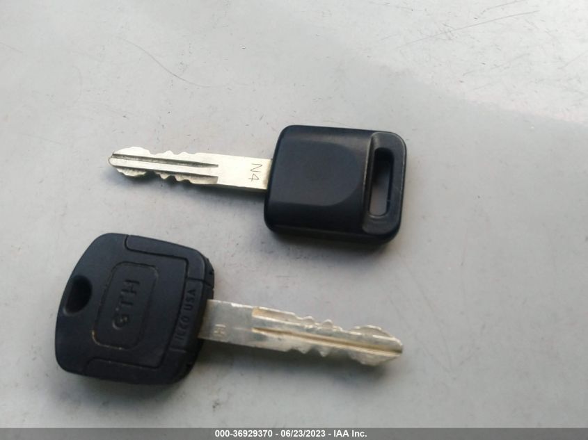 2013 NISSAN ROGUE S/SV - JN8AS5MT7DW552974