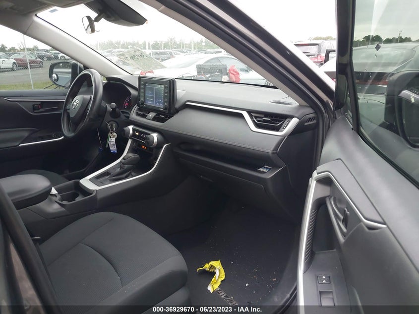 VIN 2T3H1RFV7LC066246 2020 TOYOTA RAV4 LE