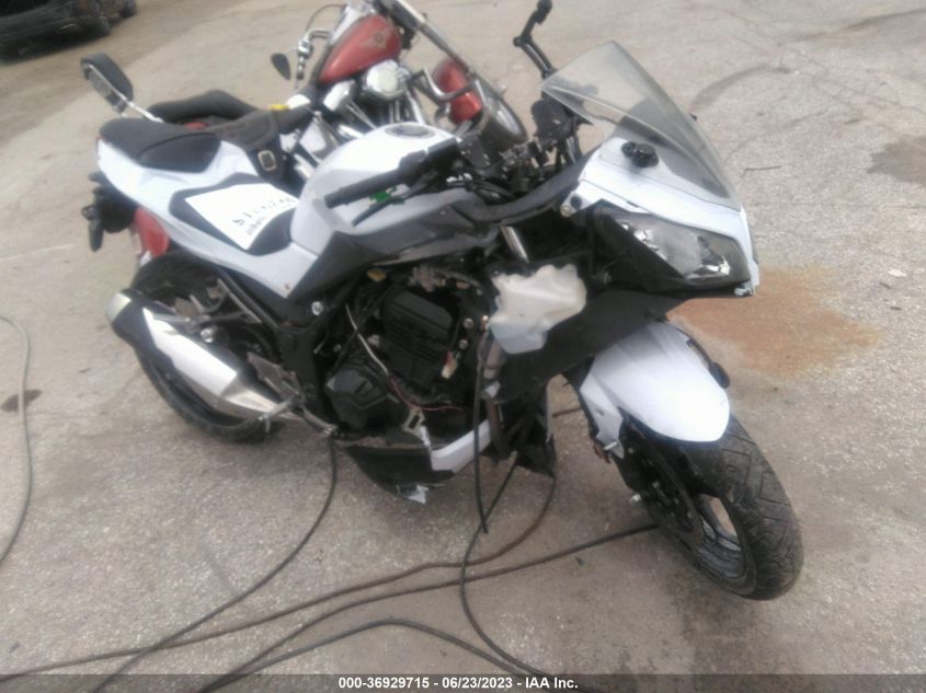 2015 KAWASAKI EX300 A - JKAEX8A17FDA21160