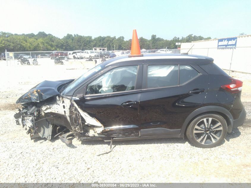 2018 NISSAN KICKS SV - 3N1CP5CU9JL537526