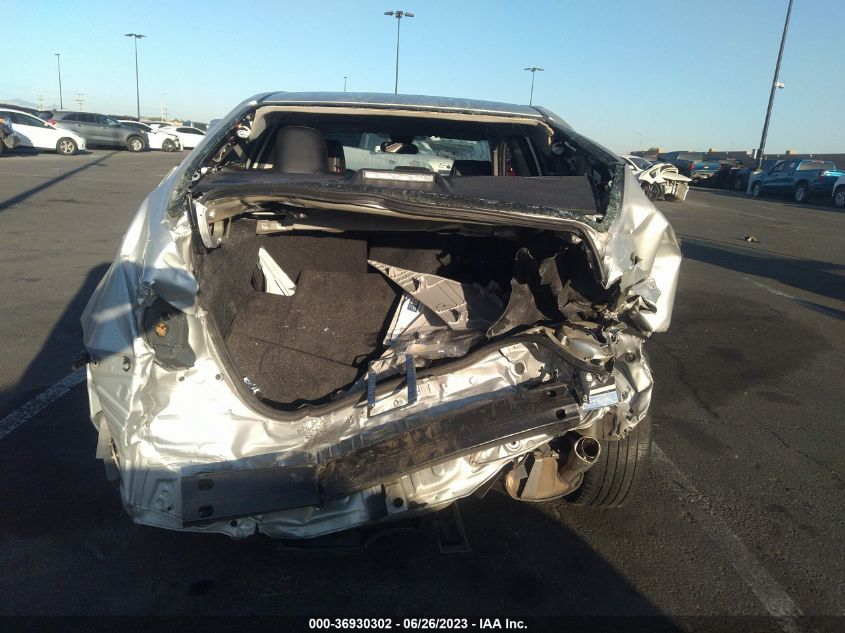 2019 TOYOTA COROLLA SE - 5YFBURHE1KP891541