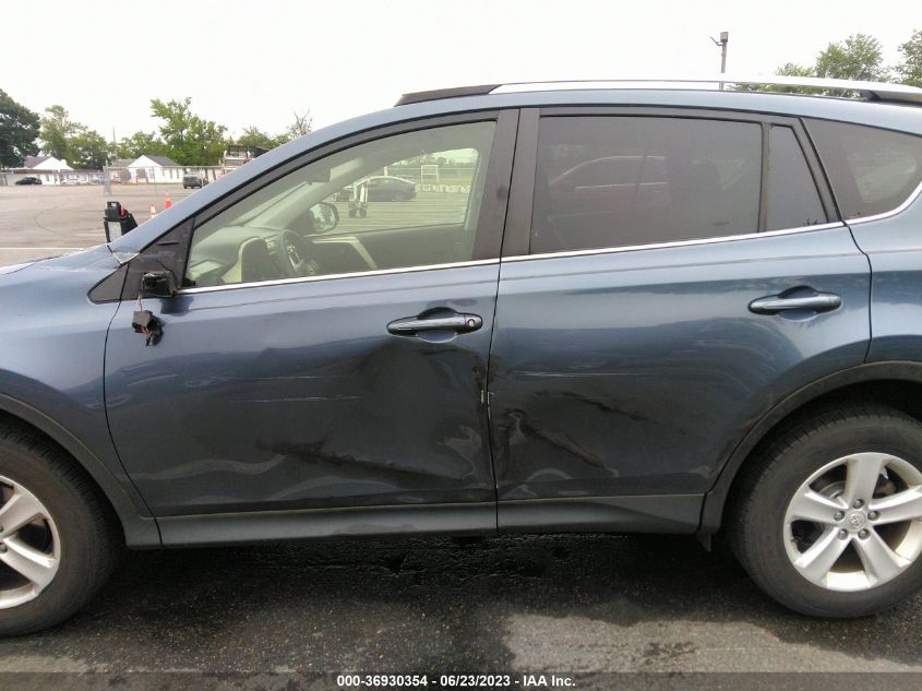 2013 TOYOTA RAV4 XLE - JTMRFREV4D5017326