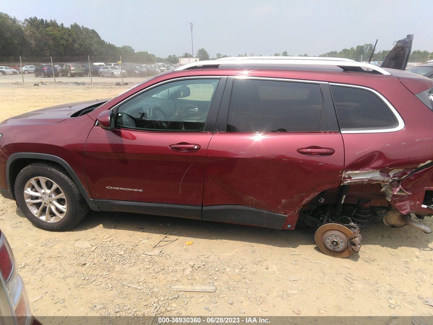 VIN 1C4PJMCB4KD352526 2019 JEEP CHEROKEE LATITUDE