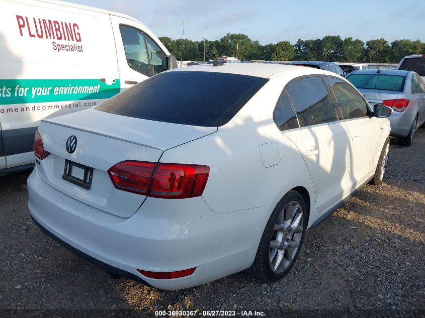 2014 VOLKSWAGEN JETTA SEDAN GLI EDITION 30 W/NAV - 3VW4T7AJ4EM286199