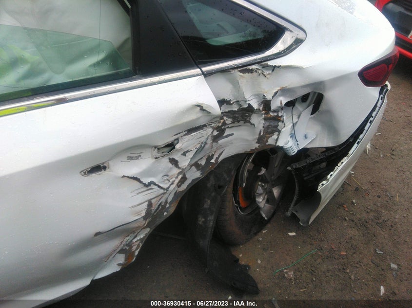 VIN 5NPE24AF6JH623153 2018 HYUNDAI SONATA SE