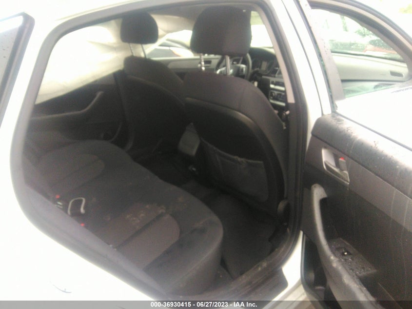 VIN 5NPE24AF6JH623153 2018 HYUNDAI SONATA SE