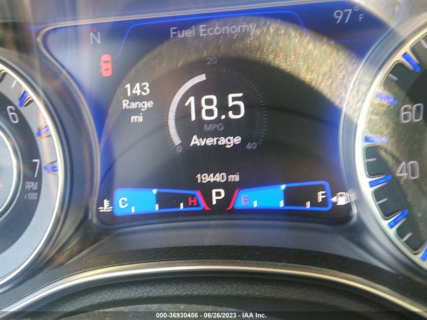 2019 CHRYSLER 300 TOURING - 2C3CCAAG8KH758211