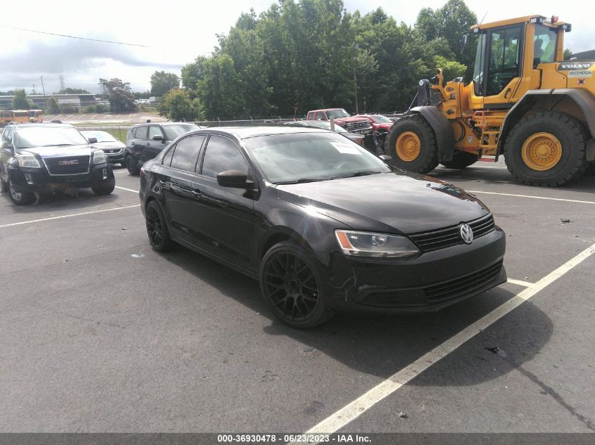 2014 VOLKSWAGEN JETTA SEDAN S - 3VW1K7AJ5EM369324