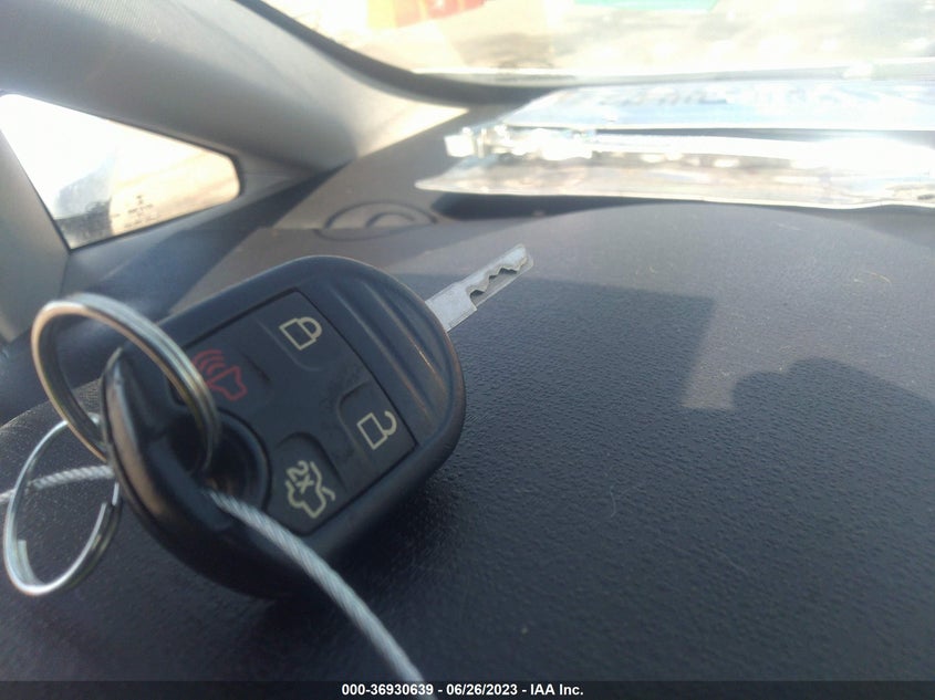 VIN 3FADP4BJ4KM113286 2019 FORD FIESTA SE