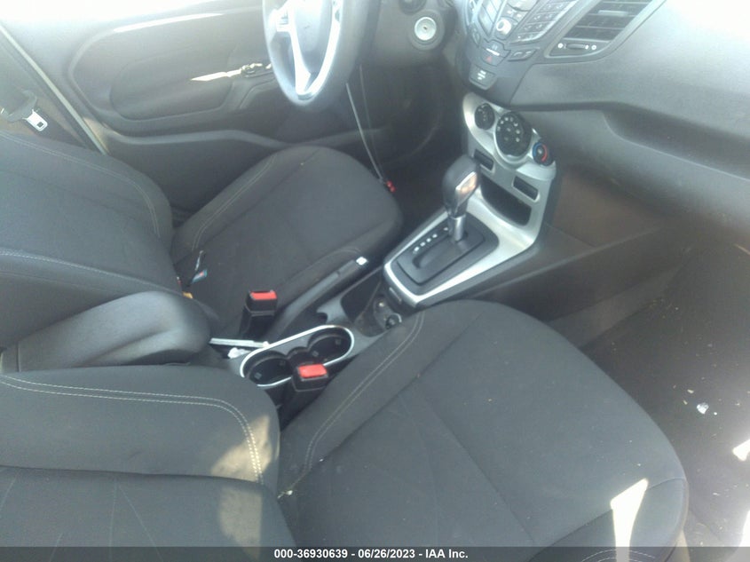 VIN 3FADP4BJ4KM113286 2019 FORD FIESTA SE