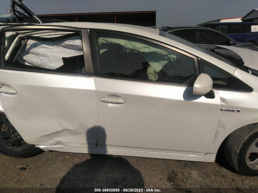 2015 TOYOTA PRIUS FOUR - JTDKN3DUXF1901968