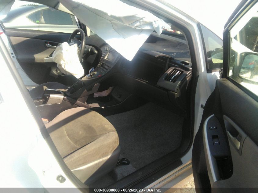 2015 TOYOTA PRIUS FOUR - JTDKN3DUXF1901968