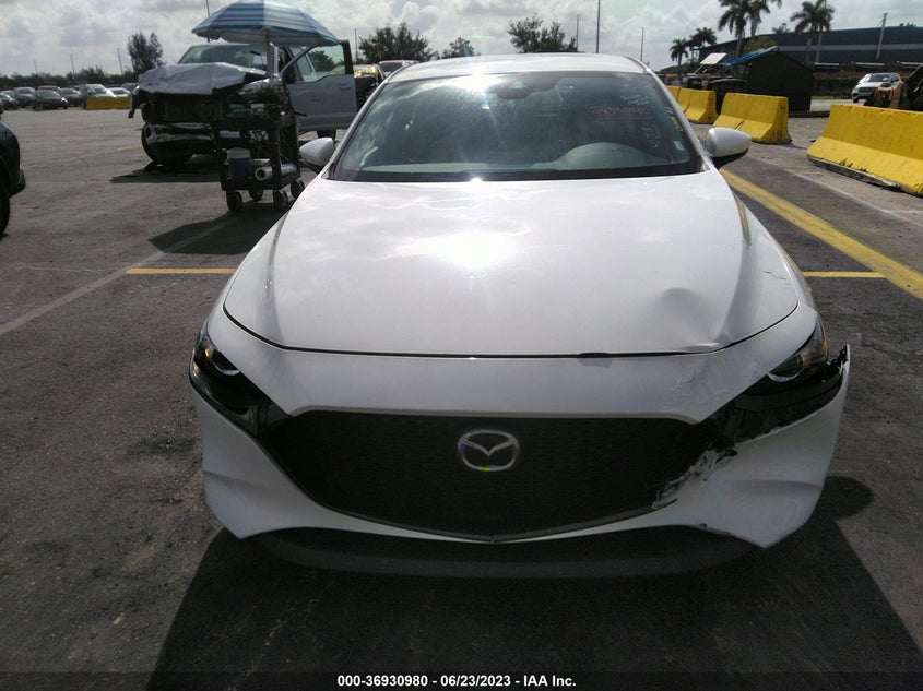 VIN JM1BPAKL7M1337105 2021 MAZDA MAZDA3 HATCHBACK SELECT