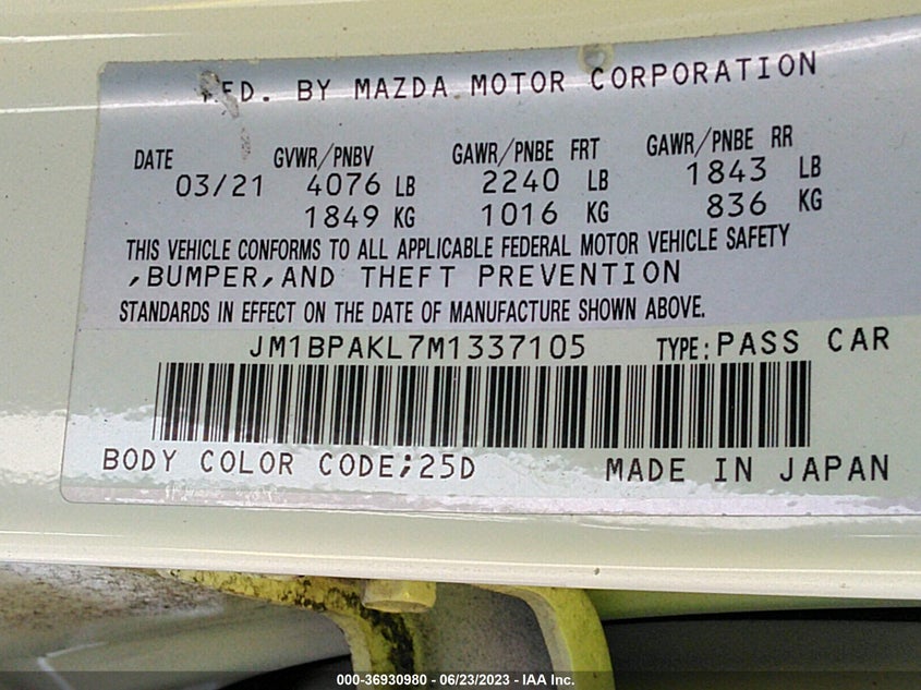 VIN JM1BPAKL7M1337105 2021 MAZDA MAZDA3 HATCHBACK SELECT