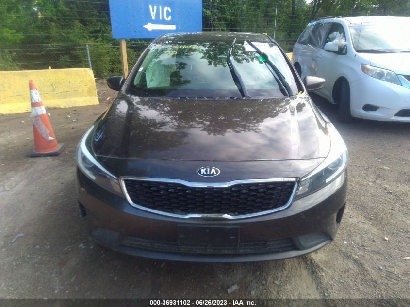 2018 KIA FORTE LX - 3KPFK4A76JE189625