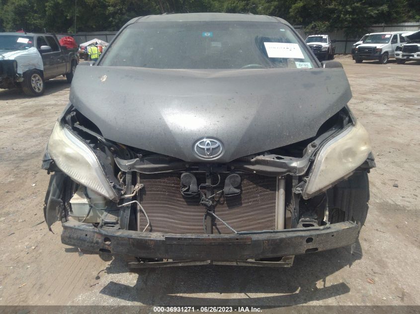 5TDYK3DCXES415513 2014 TOYOTA SIENNA, photo no. 13