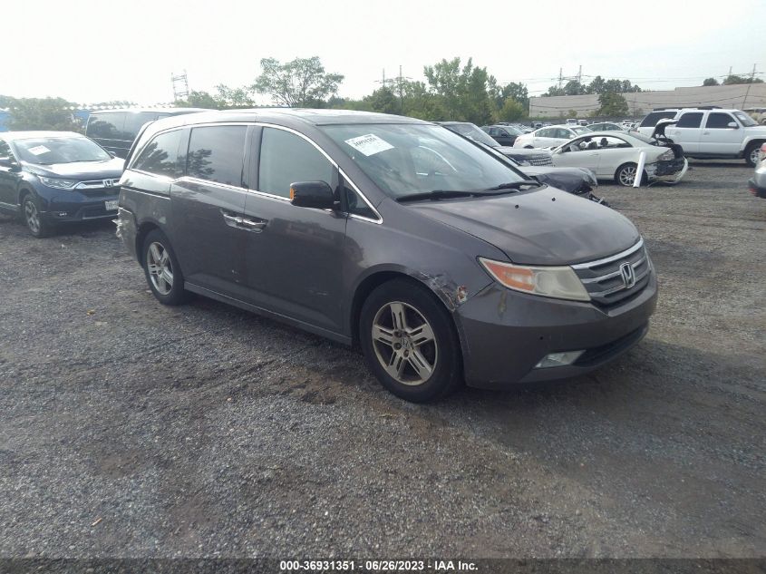 VIN 5FNRL5H90DB046532 2013 HONDA ODYSSEY no.1