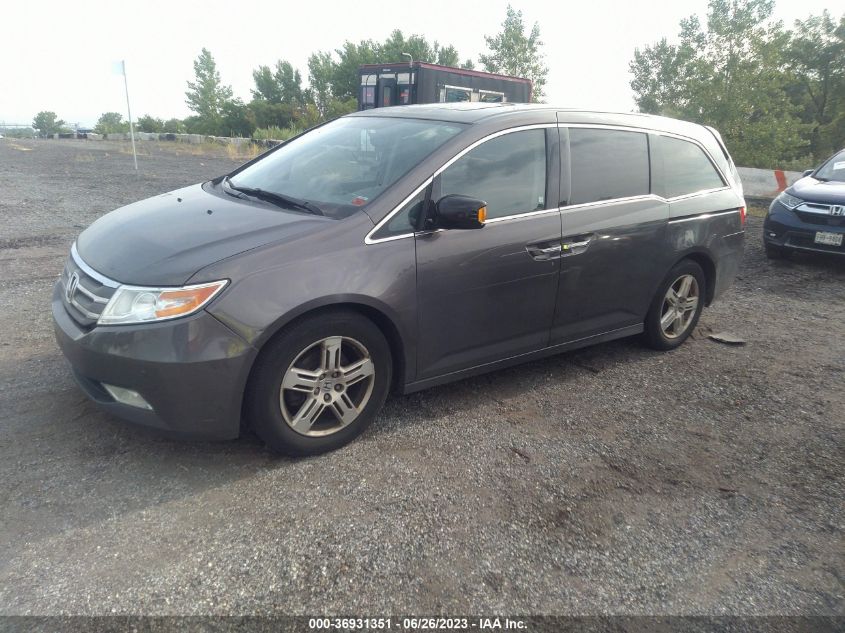 VIN 5FNRL5H90DB046532 2013 HONDA ODYSSEY no.2