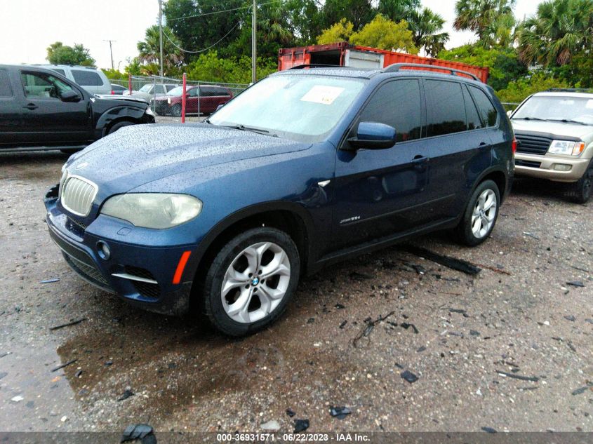 5UXZW0C55BL371569 2011 BMW X5 - Image 2