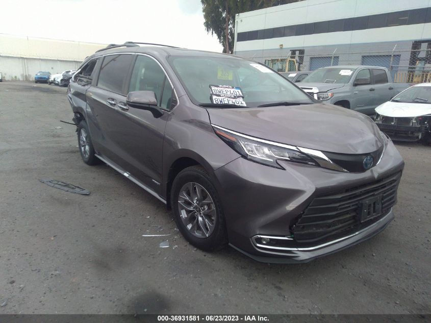 5TDJRKEC1MS038543 2021 TOYOTA SIENNA, photo no. 1