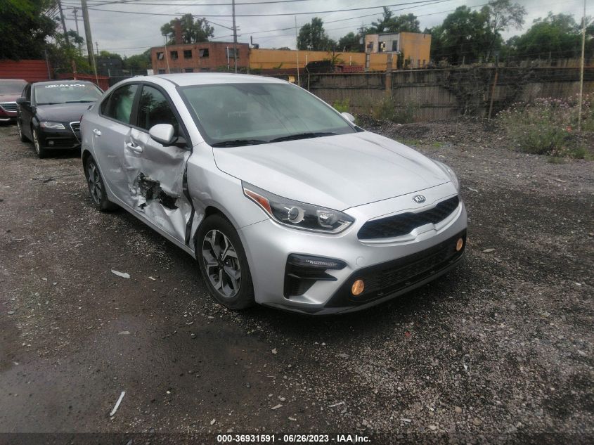 3KPF24AD8ME372499 Kia Forte FE/LXS